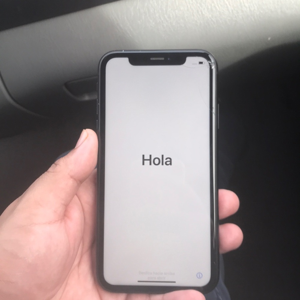 XR FOR PARTS icloud locked